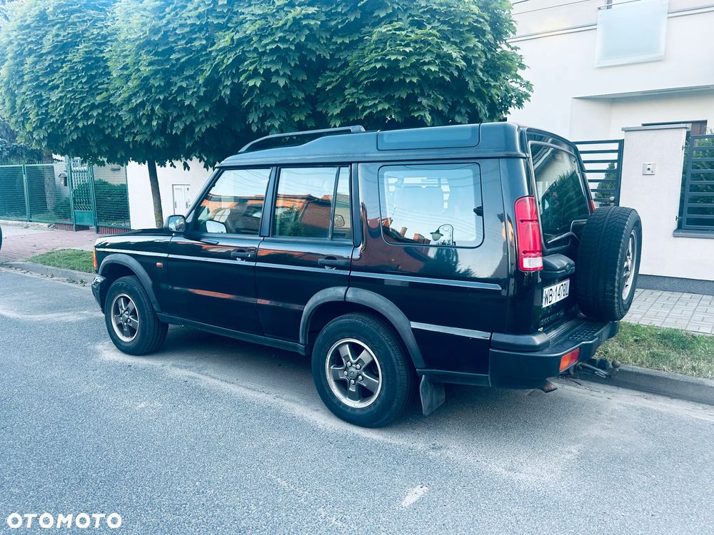 Land Rover Discovery - 4