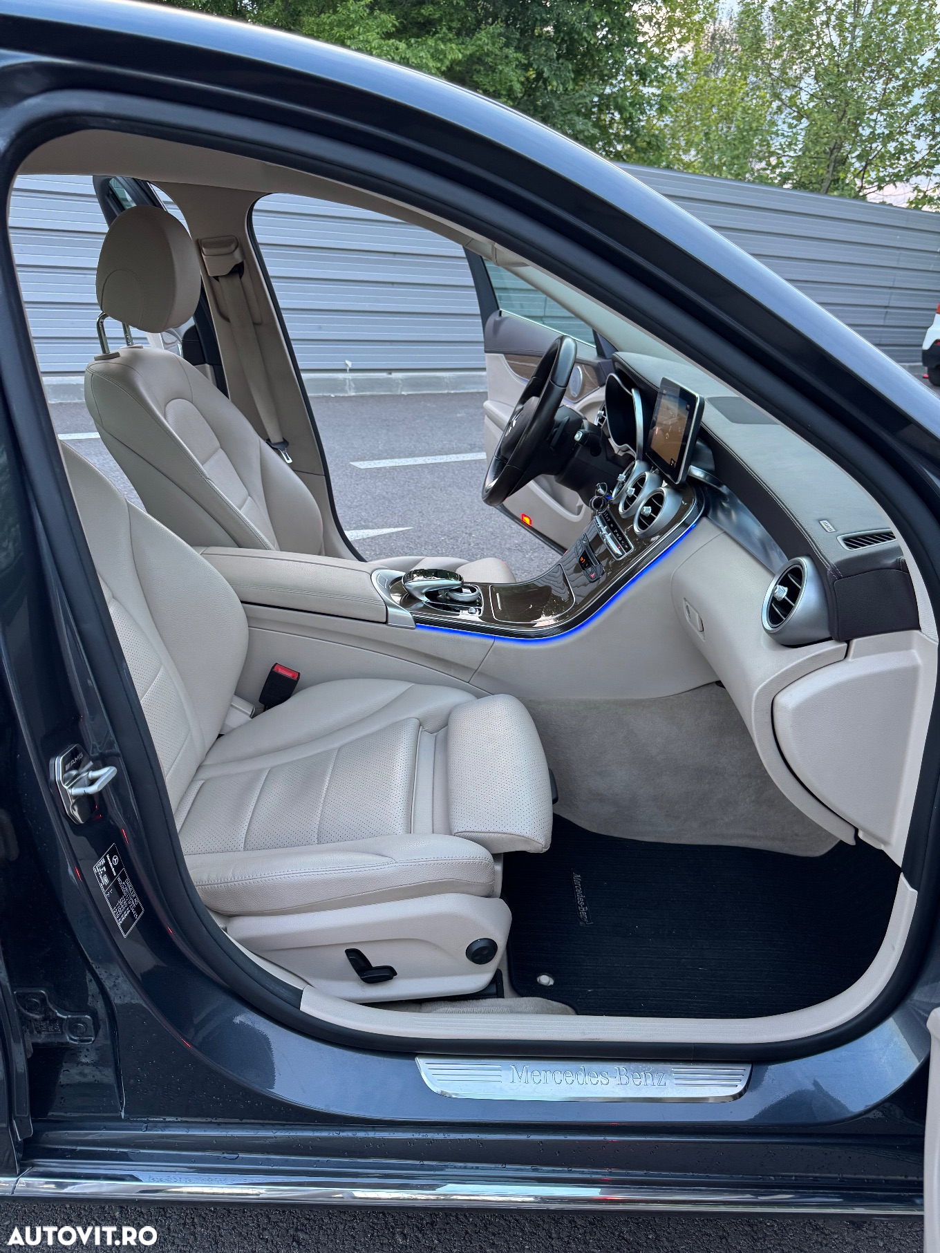 Mercedes-Benz C 300 BlueTec Hybrid - 19