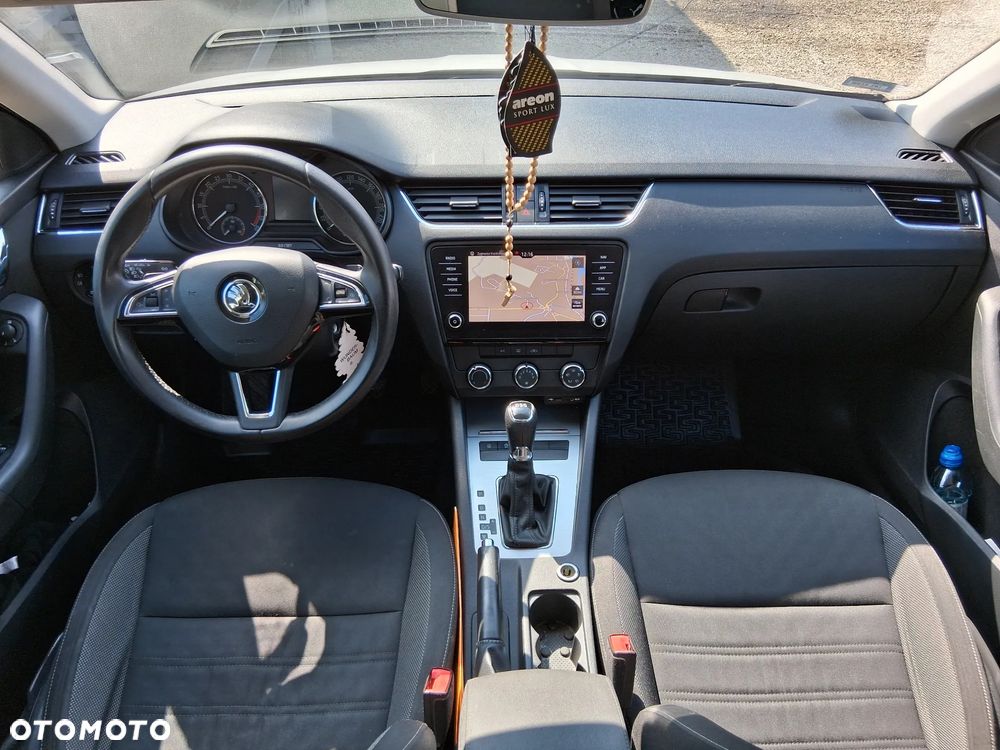 Skoda Octavia 1.6 TDI Ambiente DSG - 7