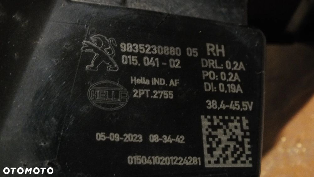 Lampa prawa DRL 9835230880 Peugeot 308 III - 3