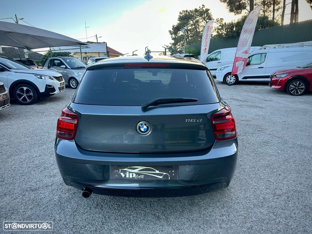 BMW 116 - 6