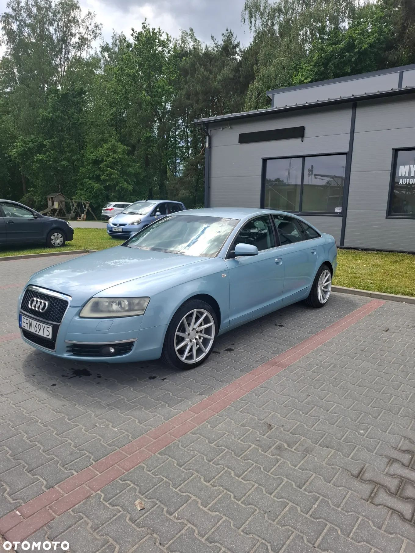 Audi A6 2.4 - 1