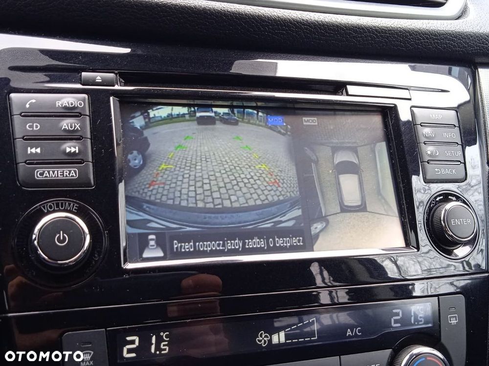 Nissan Qashqai 1.6 DIG-T N-Connecta - 24