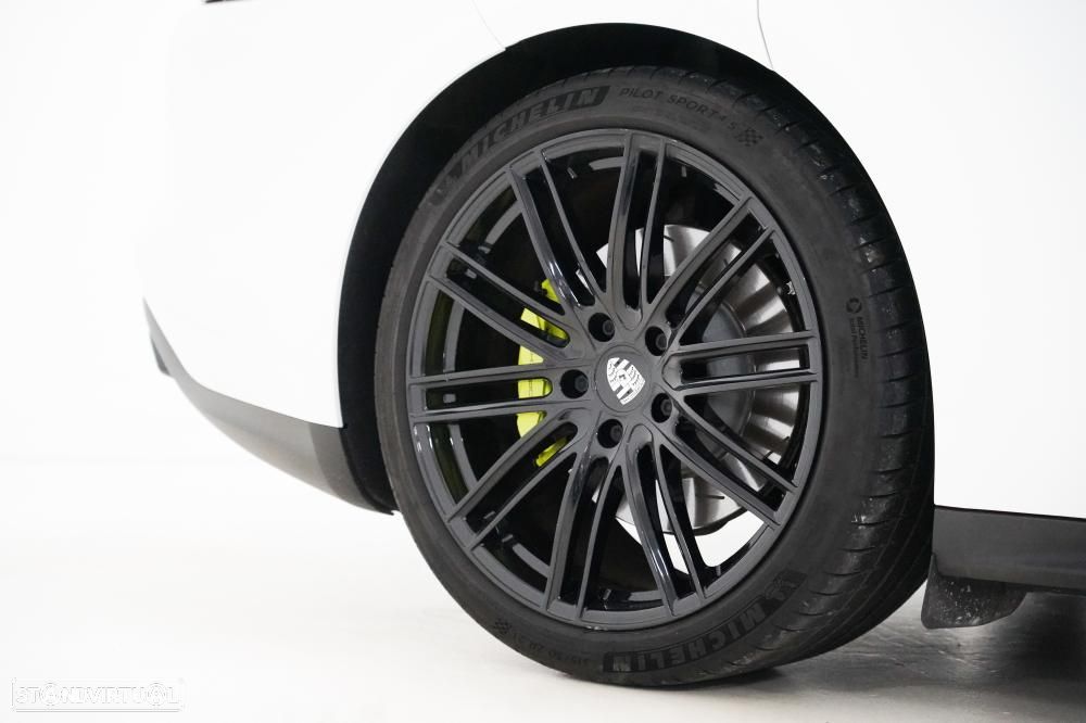 Porsche Panamera Sport Turismo 4 E-Hybrid - 22