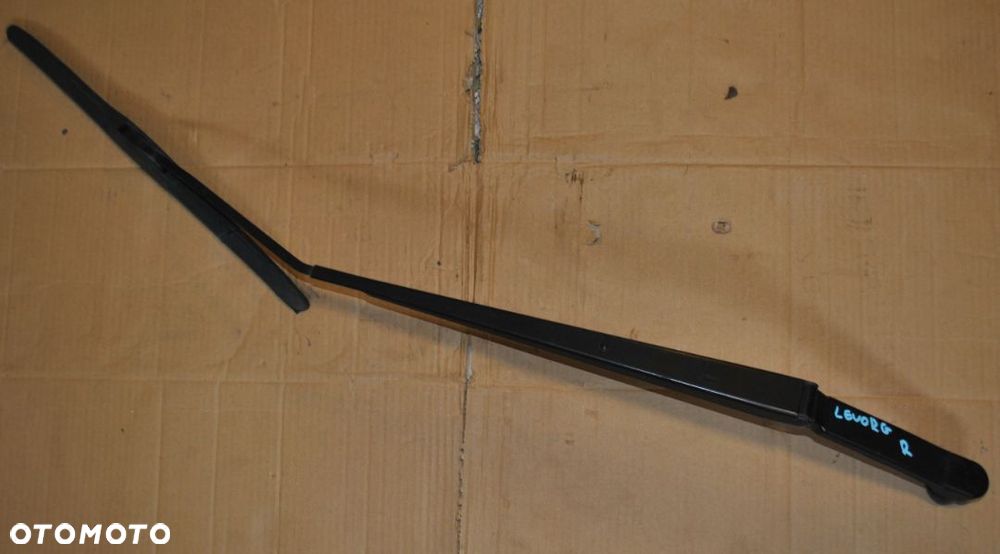 Ramie wycieraczki prawe Levorg - 2