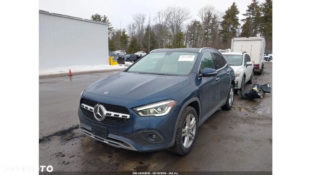 Mercedes-Benz GLA 250 4-Matic - 2