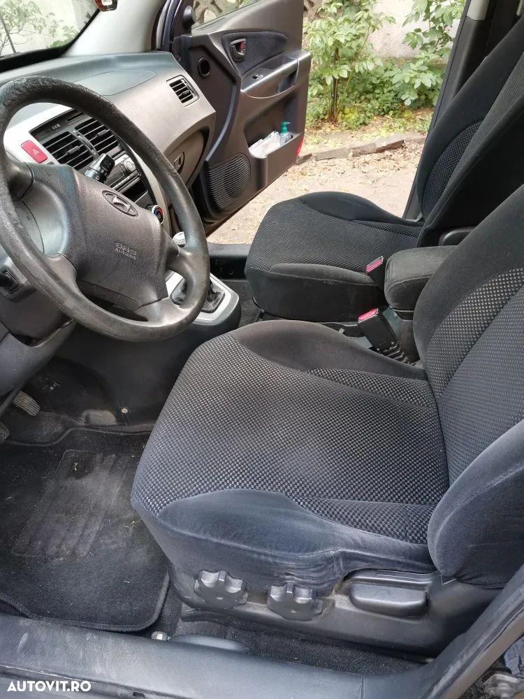 Hyundai Tucson - 2