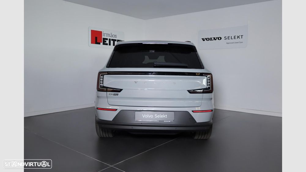 Volvo EX90 104 kWh Single Motor Core - 21