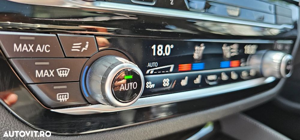 BMW Seria 5 530e xDrive AT PHEV - 13