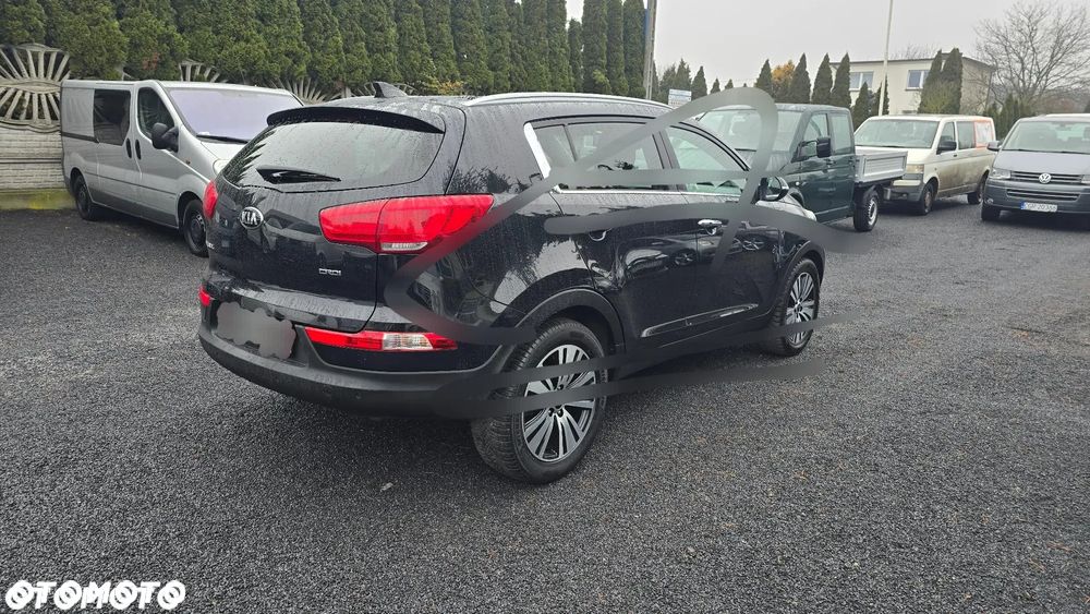 Kia Sportage 2.0 CRDI 4WD Automatik Spirit - 17