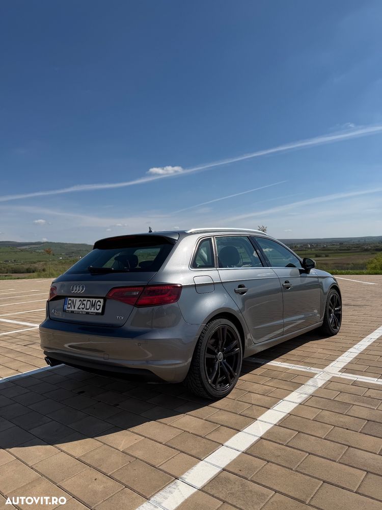 Audi A3 2.0 TDI ack S tronic - 8