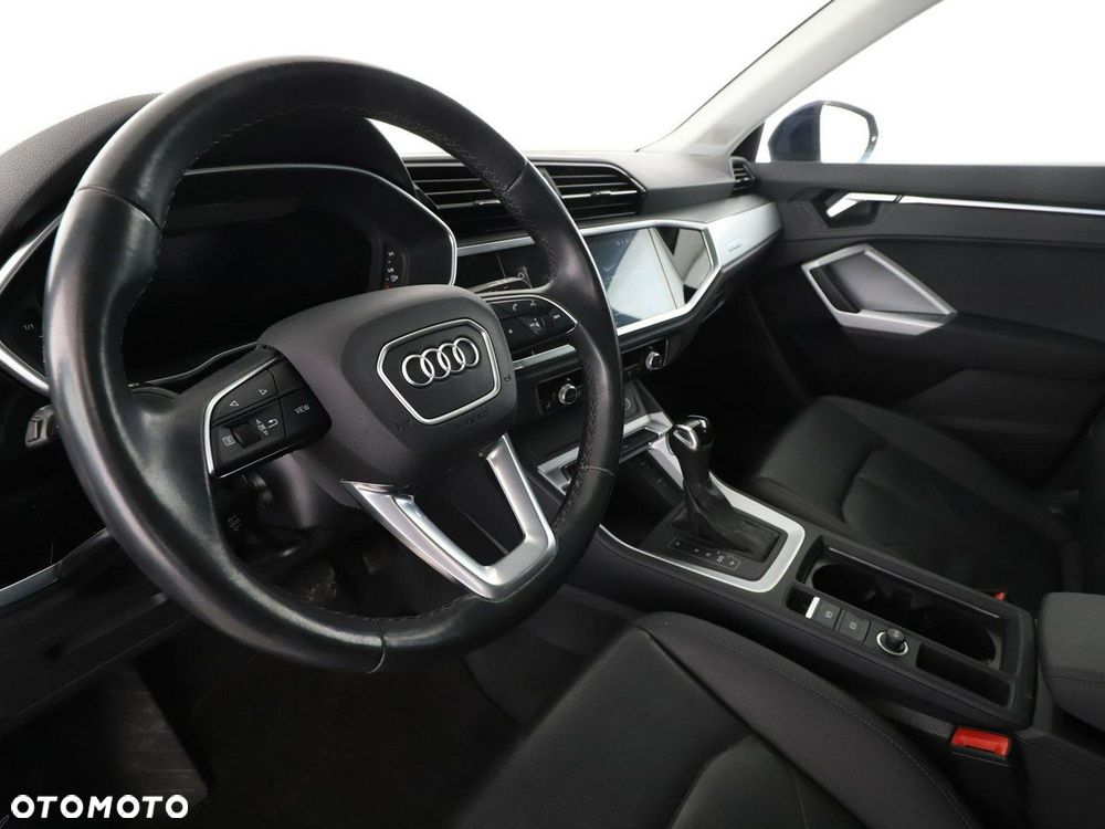 Audi Q3 45 TFSIe S tronic S line - 16