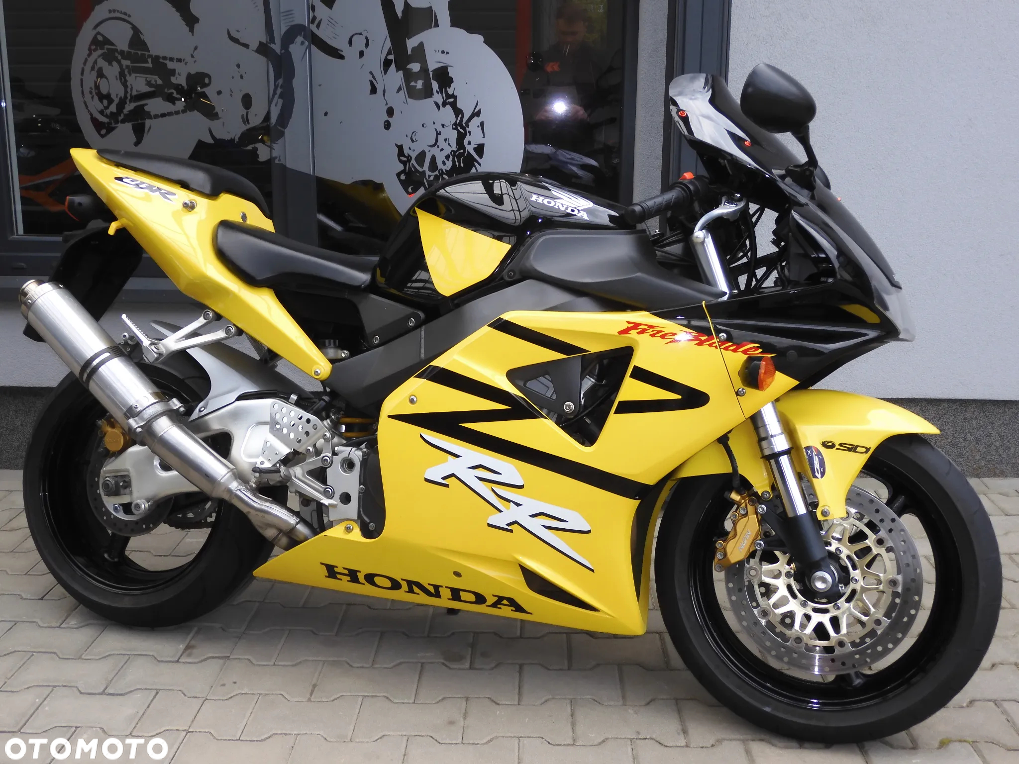 Honda CBR - 4