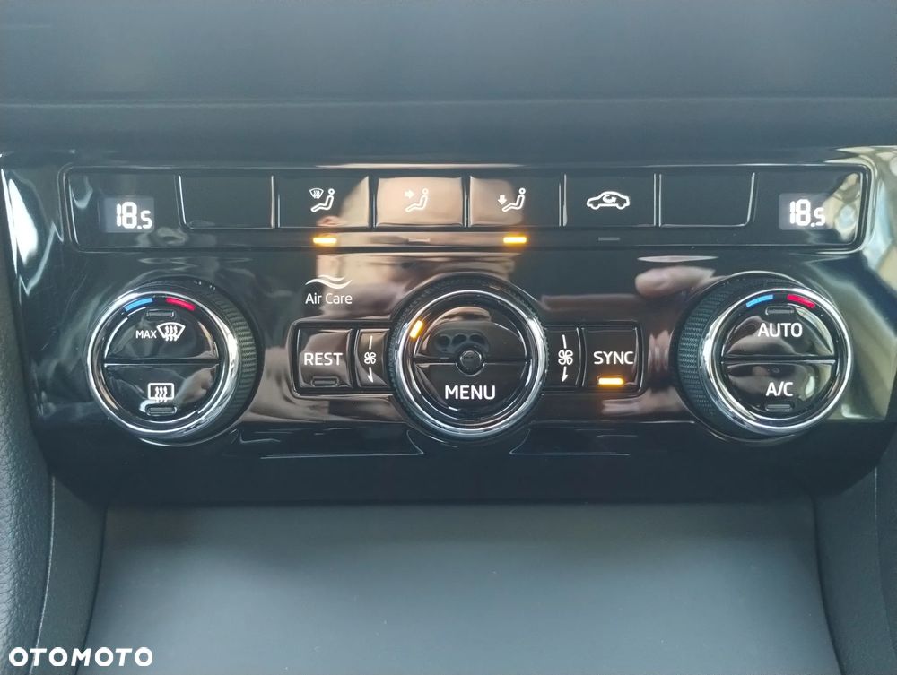Skoda Superb 1.5 TSI ACT Active DSG - 24