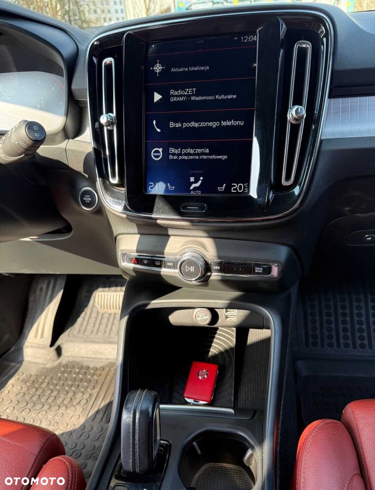 Volvo XC 40 D4 AWD R-Design (Intro Edition) - 8