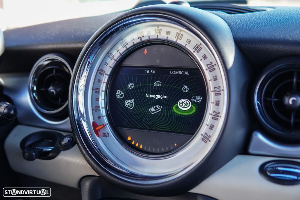 MINI Clubman Cooper D - 52