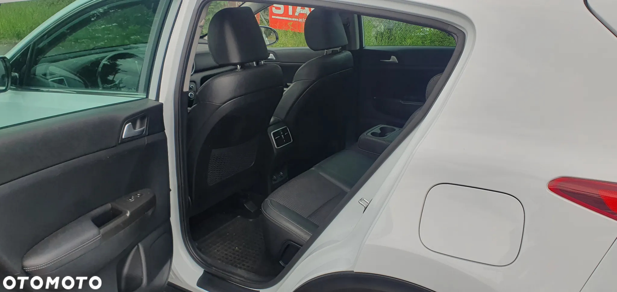 Kia Sportage - 11