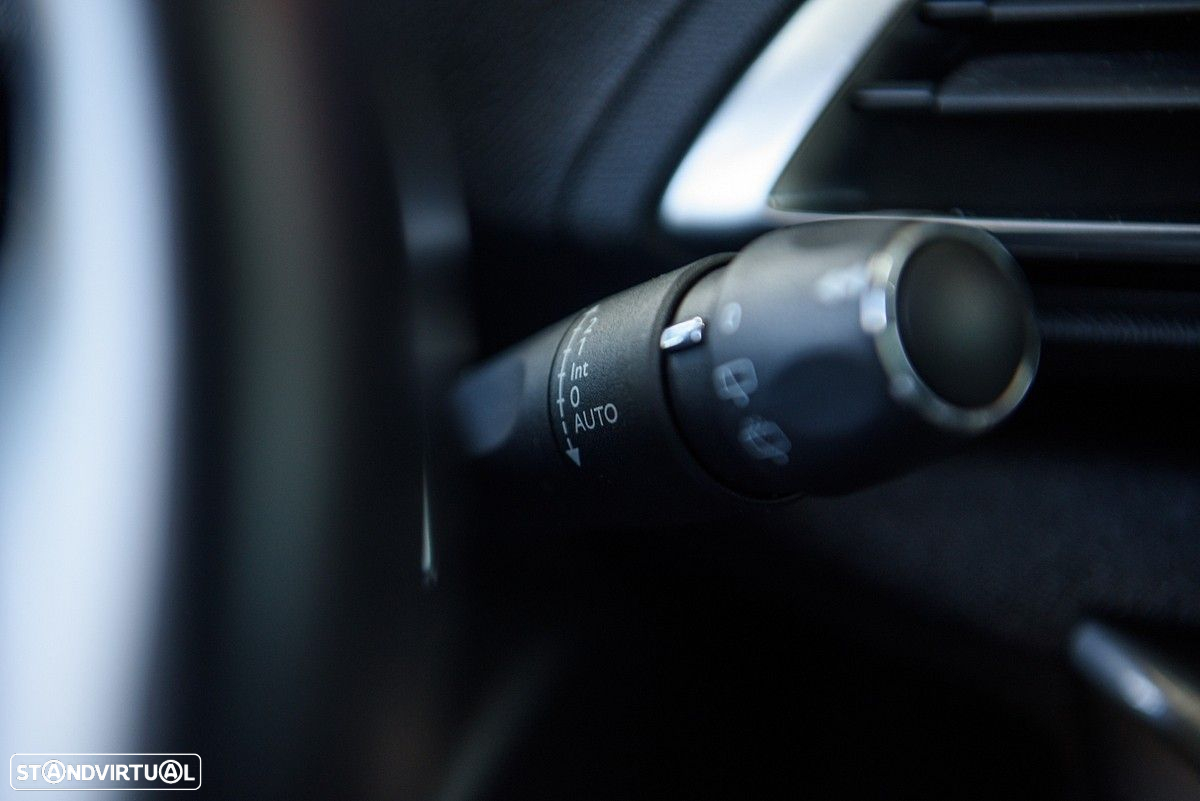 Peugeot 3008 1.2 PureTech Allure Pack EAT8 - 41