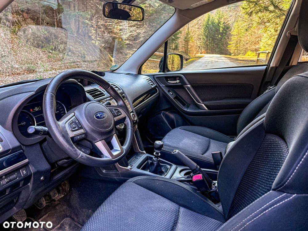 Subaru Forester 2.0D Exclusive - 11