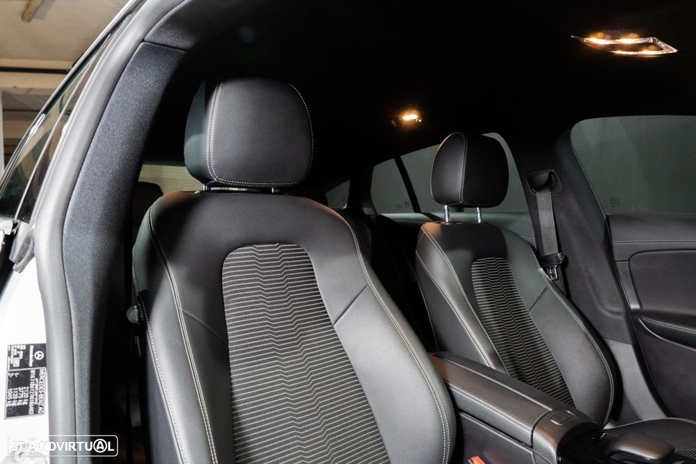 Mercedes-Benz CLA 200 d Shooting Brake Progressive Aut. - 10