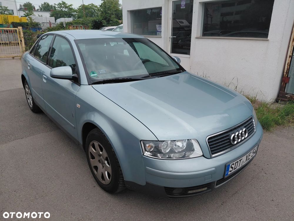 Audi A4 Limousine - 2