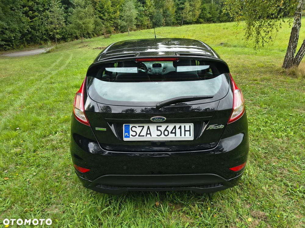 Ford Fiesta - 10