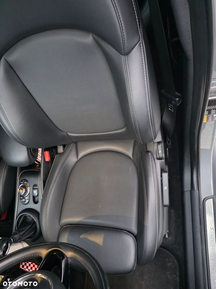 MINI Countryman Cooper SE ALL4 John Cooper Works Trim - 14