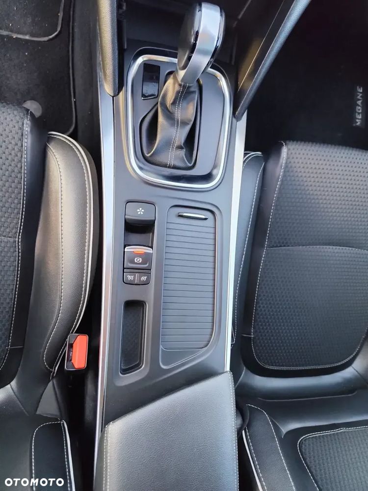 Renault Megane Grandtour ENERGY dCi 110 EDC BOSE EDITION - 21