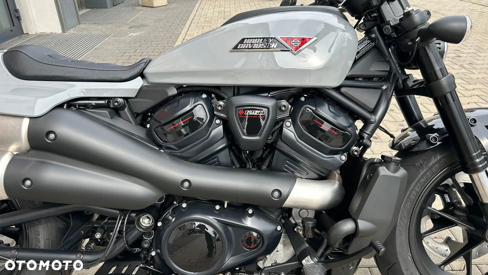 Harley-Davidson Sportster - 9
