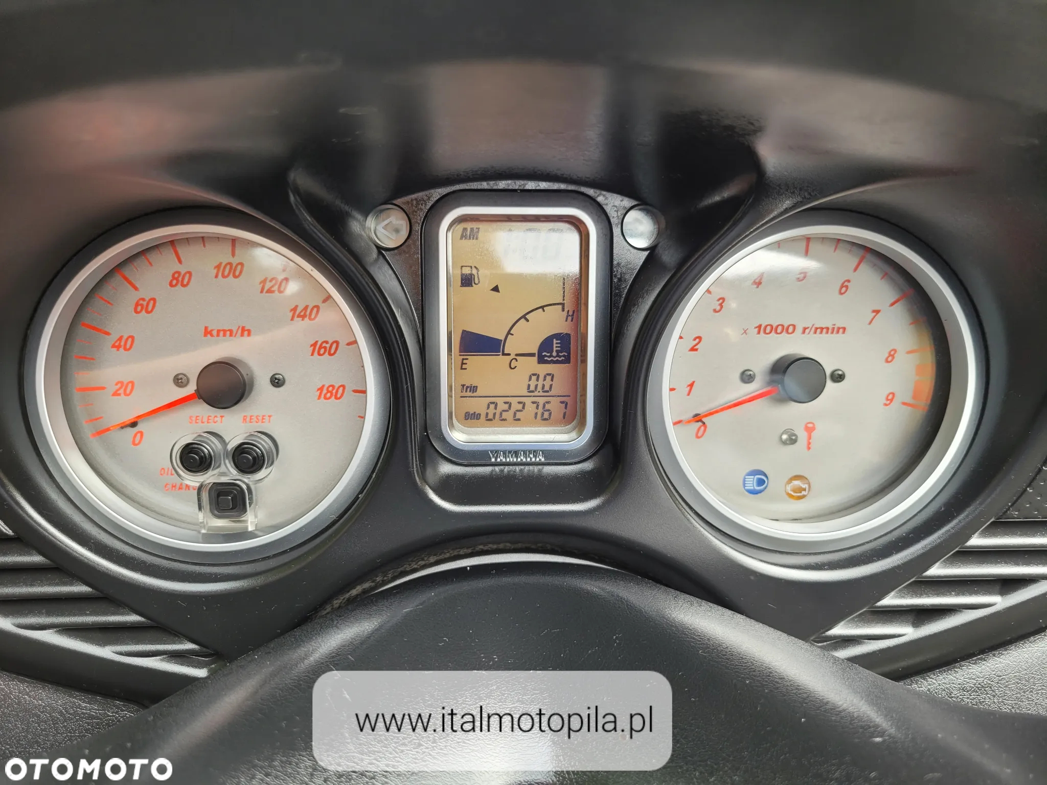 Yamaha Tmax - 5