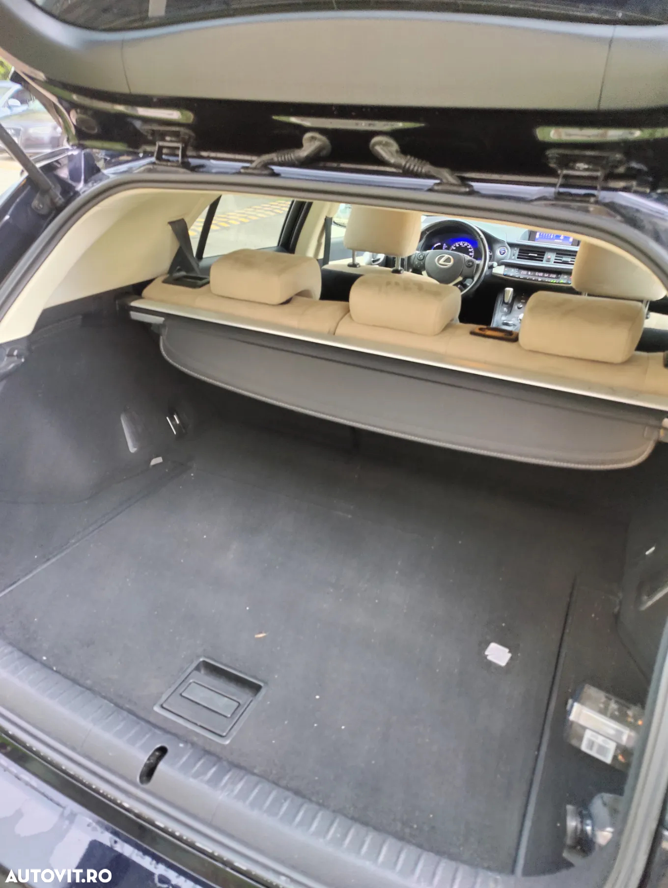 Lexus CT 200h - 8