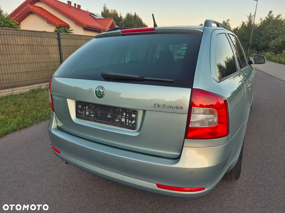 Skoda Octavia 1.2 TSI Family Plus - 8