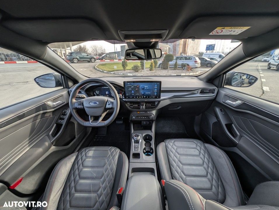 Ford Focus - 17