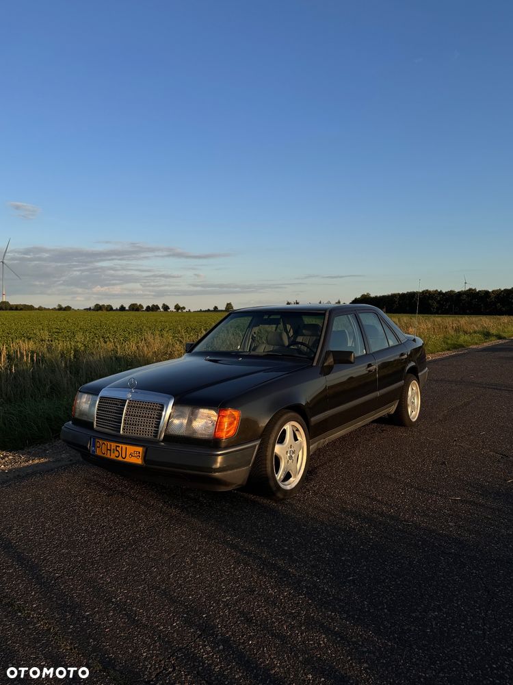 Mercedes-Benz W124 (1984-1993) - 2