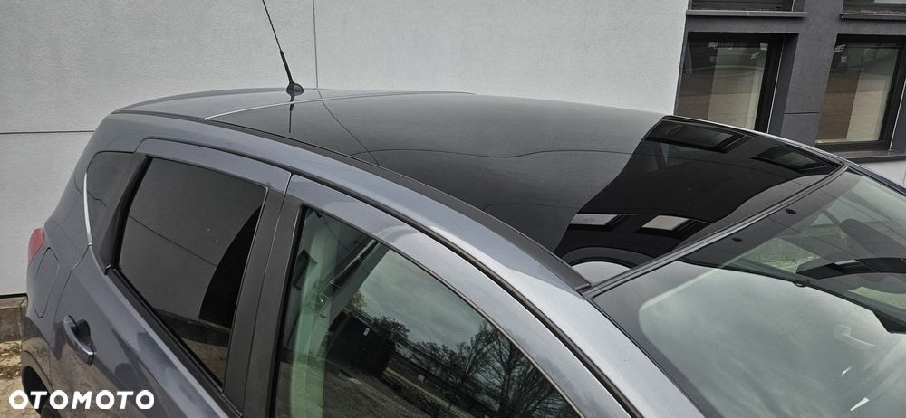 Nissan Qashqai 2.0 dCi 4 x 4 DPF tekna - 13