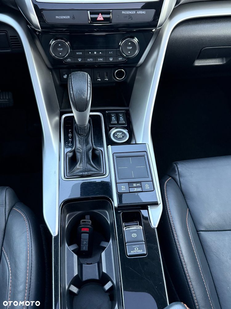 Mitsubishi Eclipse Cross 1.5 T-MIVEC CVT 4WD Spirit+ - 23