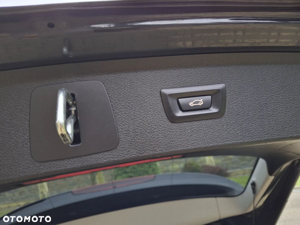 BMW Seria 2 218i Advantage - 22