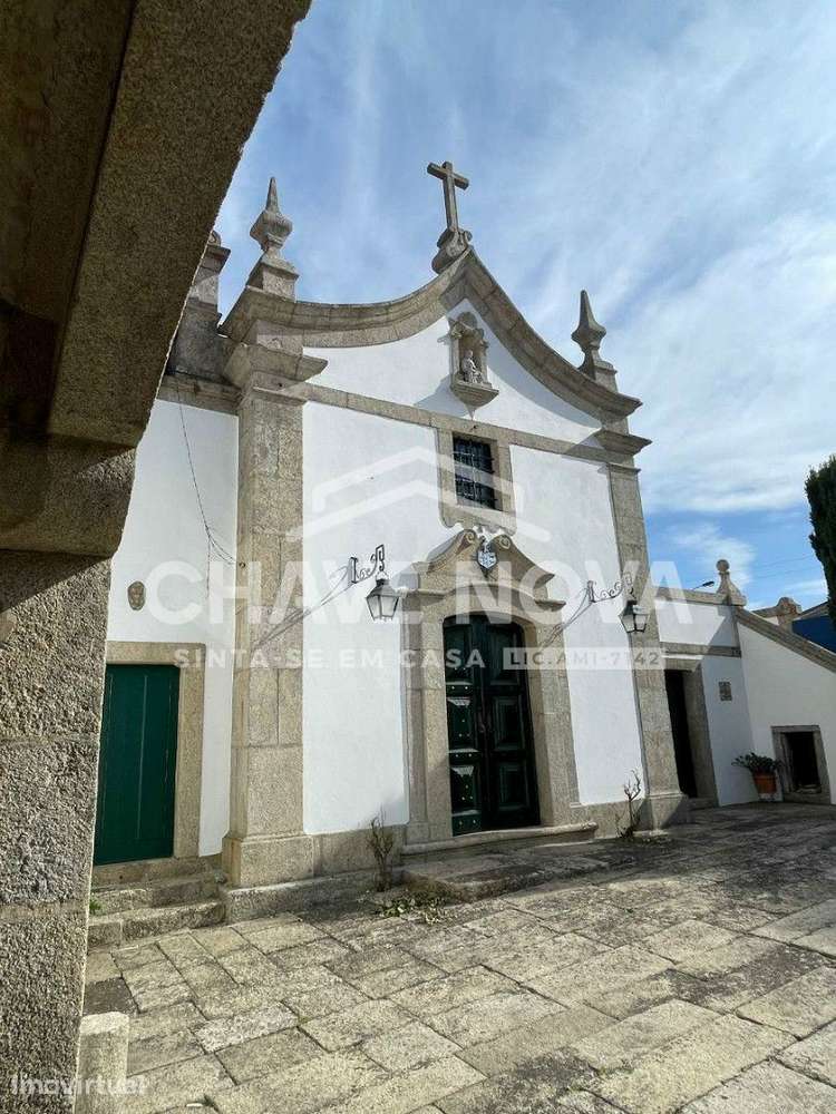 Quinta do séc. XVIII com Capela e Jardins Históricos, na Maia - Grande imagem: 2/18