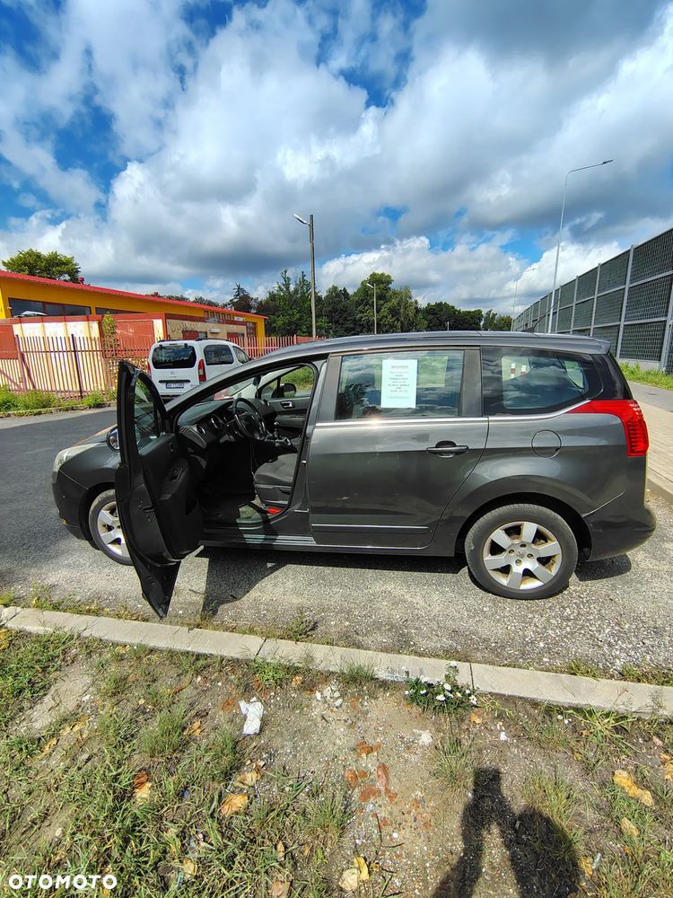 Peugeot 5008 1.6 HDi Premium - 12