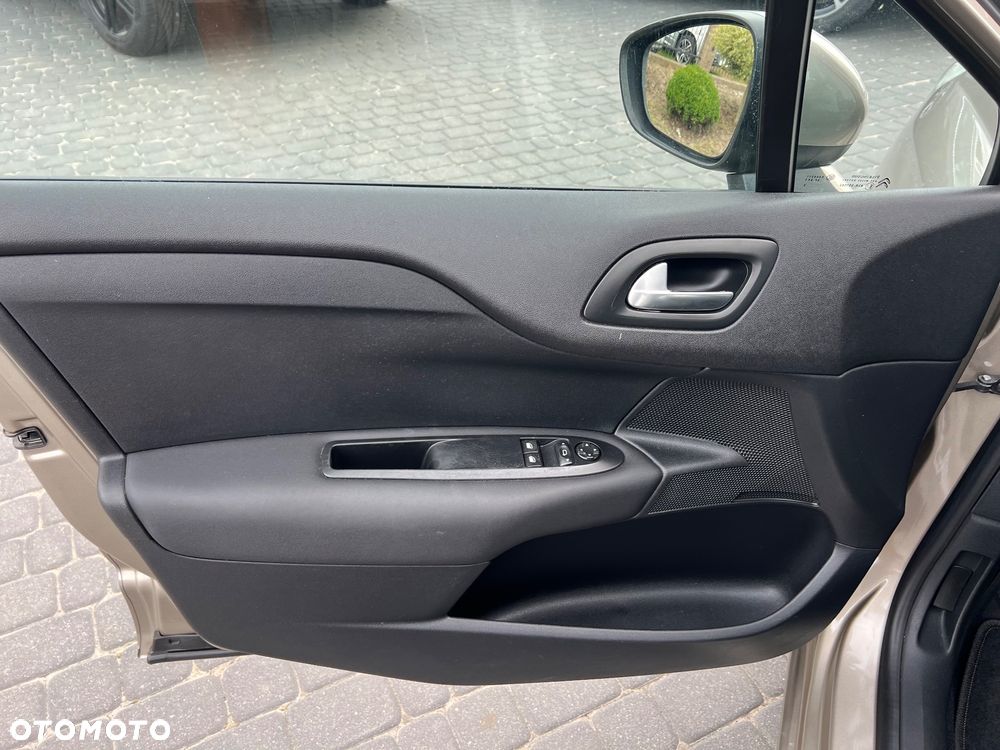 Citroën C4 VTi 95 Attraction - 16
