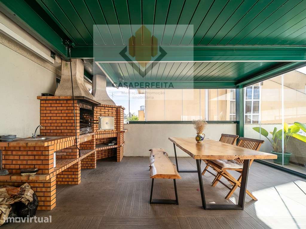 Deslumbrante Moradia T4 Luxuosa de 4 Frentes com Jardim e Terraço -... - Grande imagem: 5/60