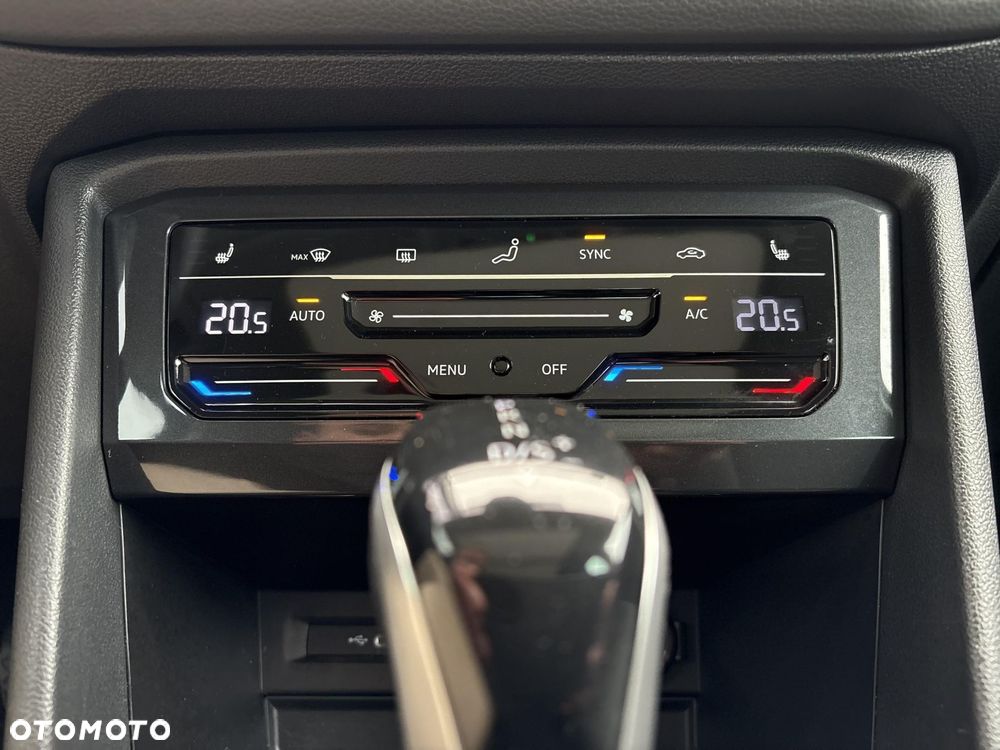 Volkswagen Tiguan 1.5 TSI EVO Elegance DSG - 25