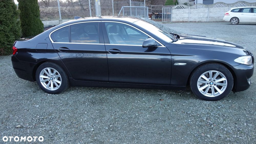 BMW Seria 5 520d Luxury Line - 10
