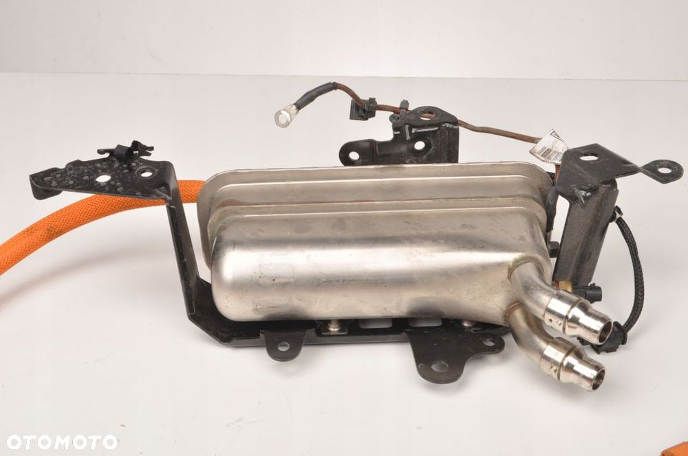 BMW G20 330e 2.0 PODGRZEWACZ WODY  9873688 19R - 3