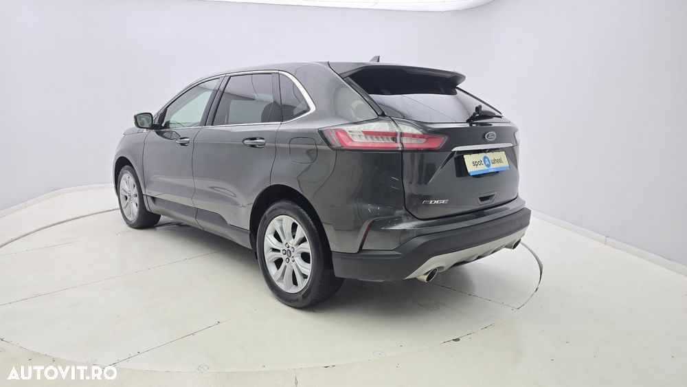 Ford Edge - 8
