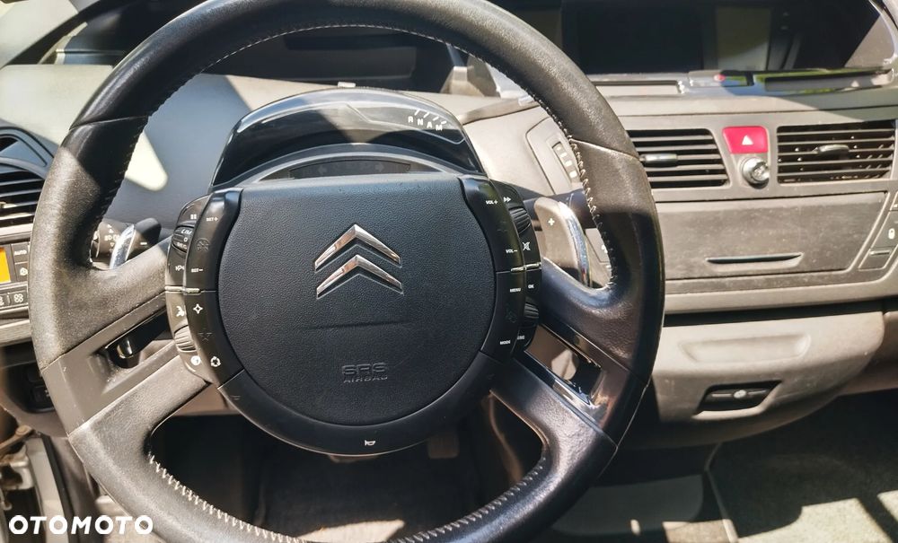 Citroën C4 Picasso 2.0 HDi Equilibre Exclusive Navi MCP - 16