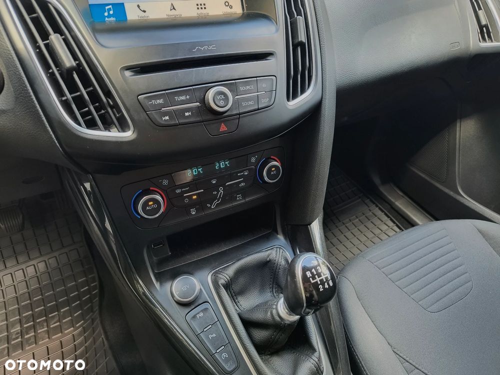 Ford Focus 1.5 TDCi Titanium ASS - 10