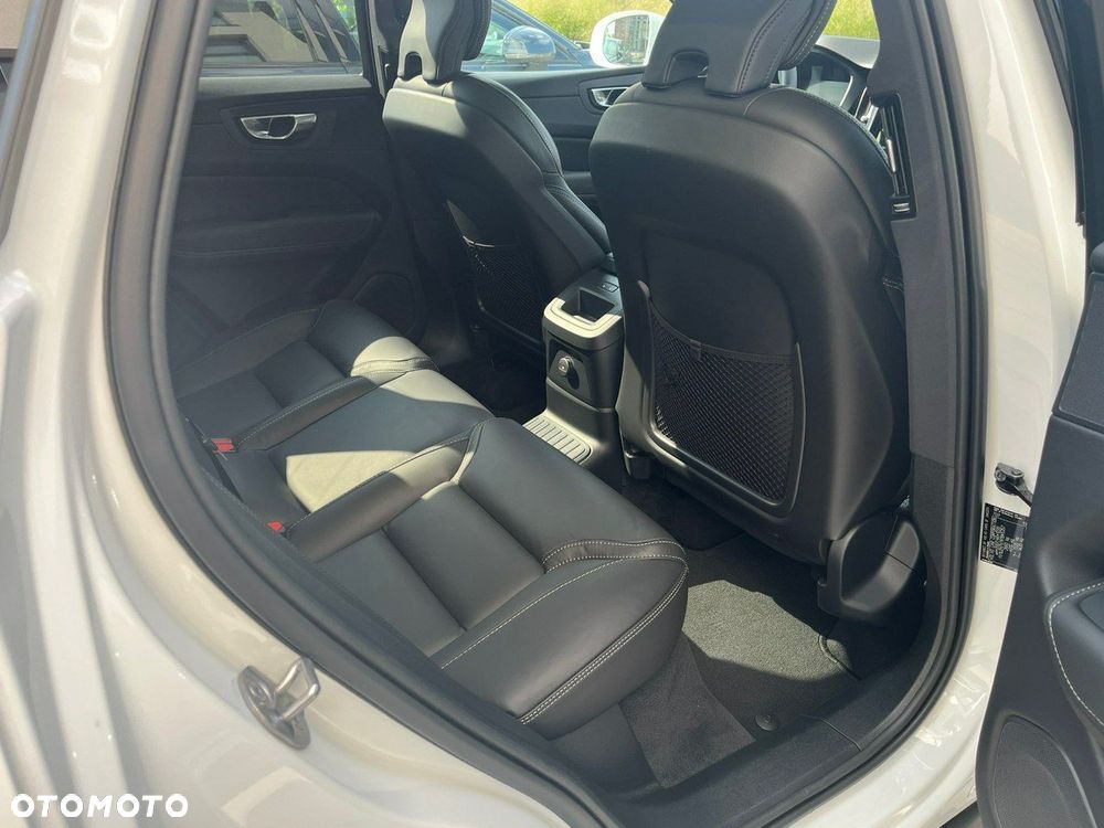 Volvo XC 60 - 13