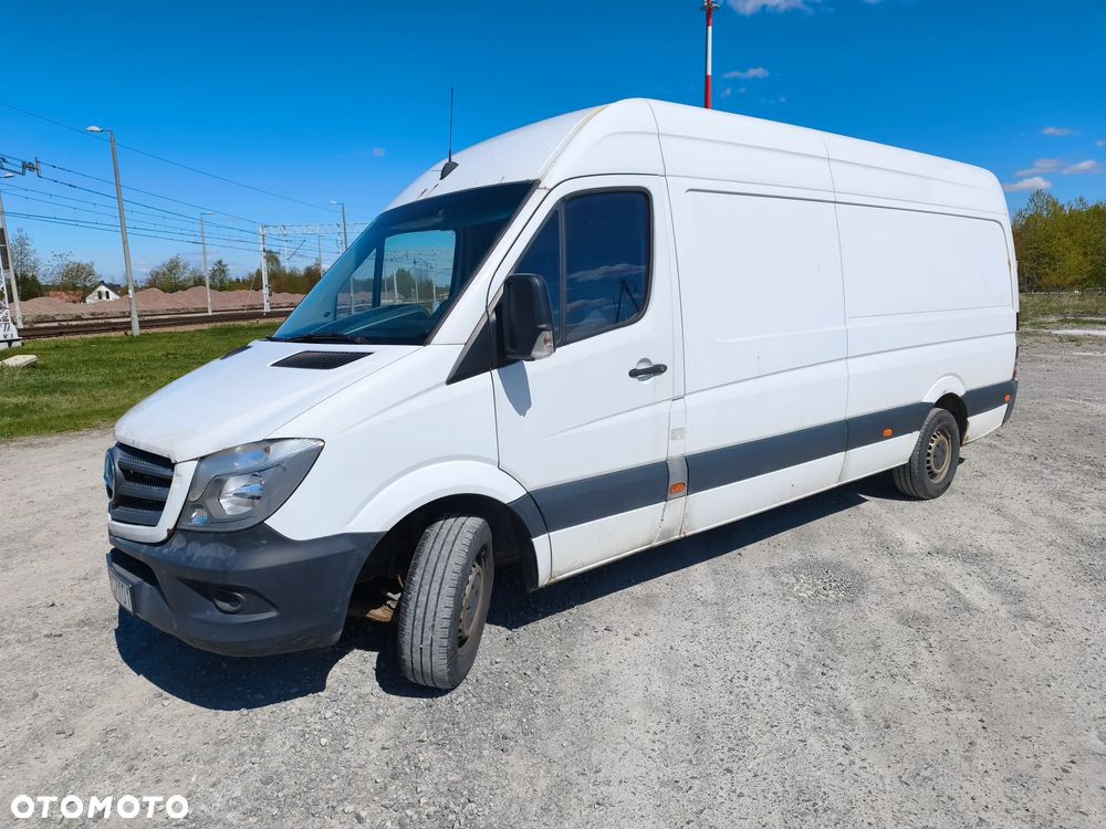 Mercedes-Benz Sprinter - 2