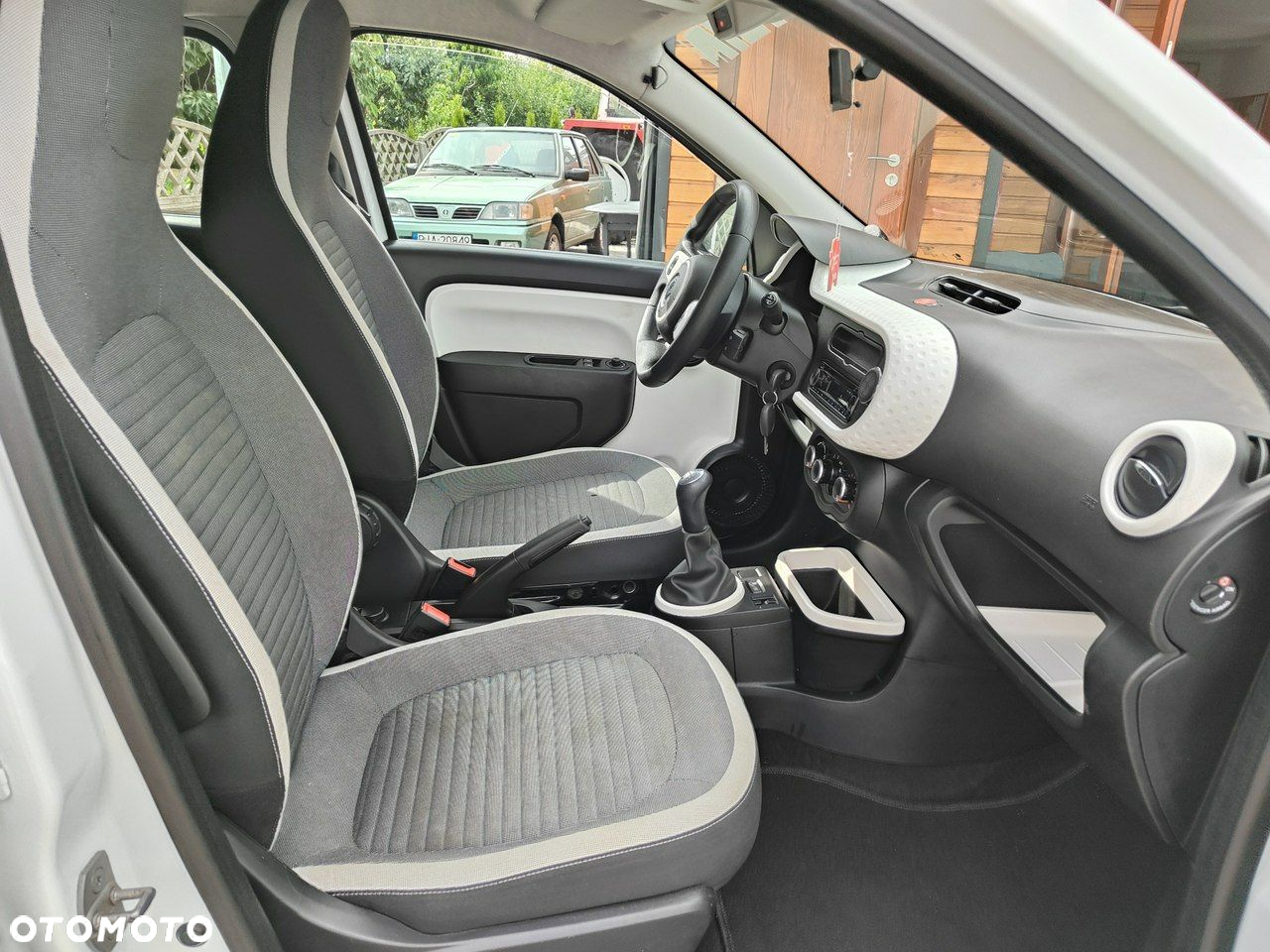 Renault Twingo SCe 70 Life EU6 - 18